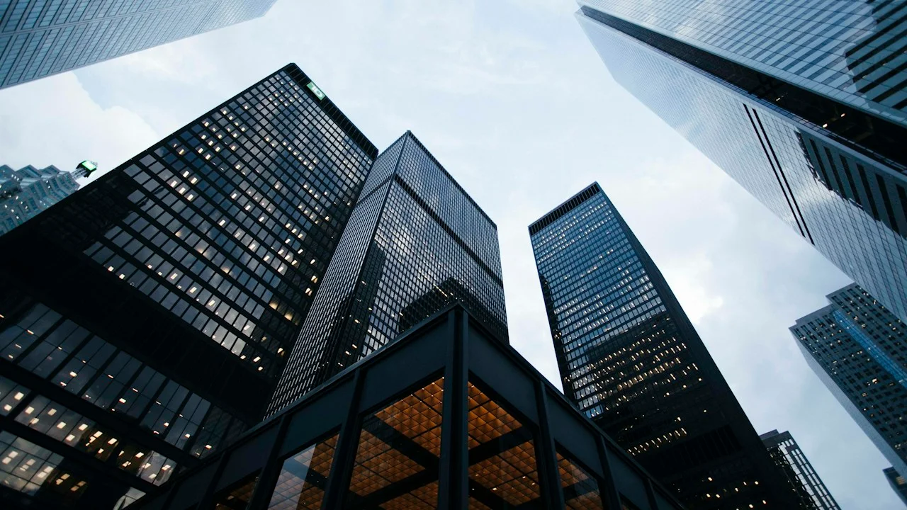 Corporate Work Profiles on Personal Phones: Android Enterprise and iOS MDM Privacy Analysis